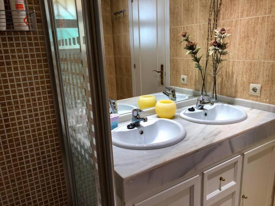 Comfy Apartment In The Heart Of The Costa Del Sol Sitio de Calahonda ภายนอก รูปภาพ