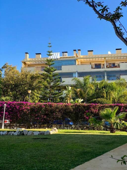 Comfy Apartment In The Heart Of The Costa Del Sol Sitio de Calahonda ภายนอก รูปภาพ